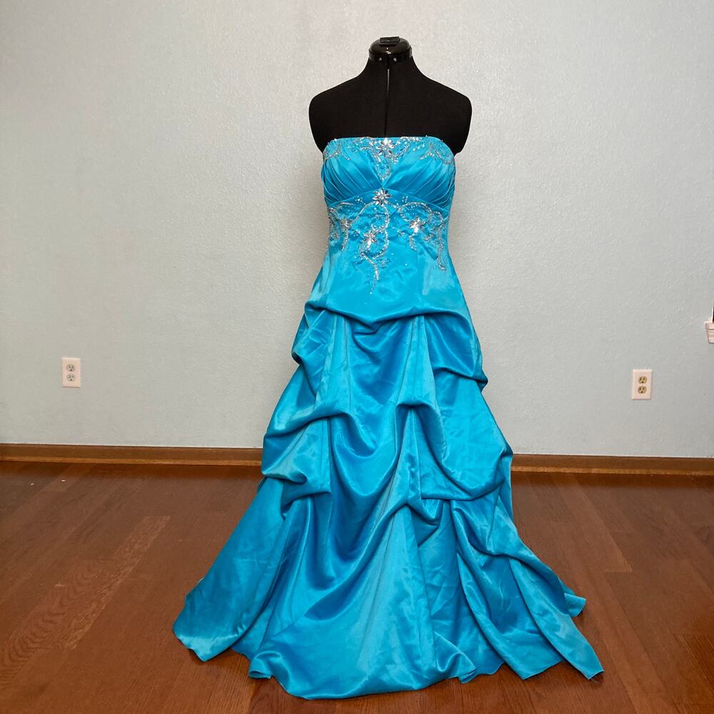 11 12 City Triangles rhinestone Aqua caribbean Dress Satin Ruched Ballgown Train